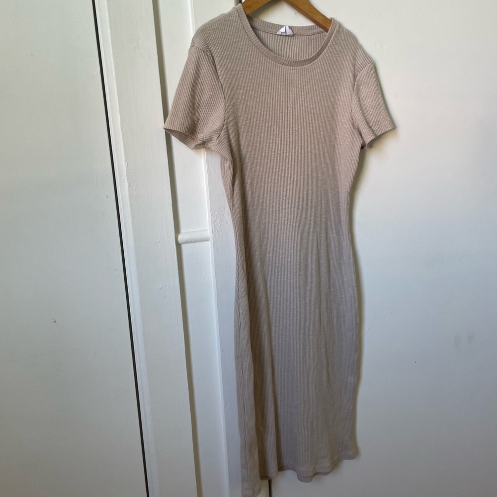 Cotton on Ribbed midi short sleeve beige dress - SIZE S - Picture 4 of 4